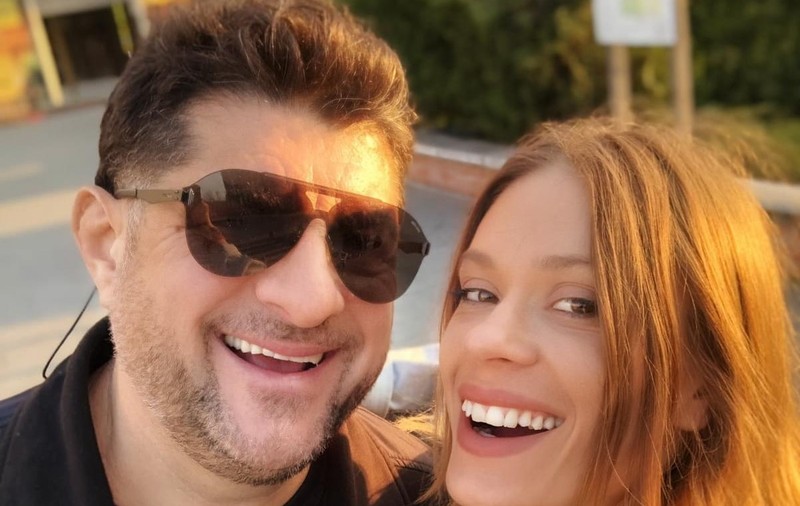Tavi Colen, detalii despre nunta cu Emma de la Zu. Cei doi sunt împreună de 16 ani. „Ne-am cununat la preot”