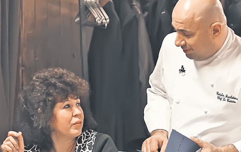 Cătălin Scărlătescu  de la «MasterChef» nu suportă clătitele şi refuză deseori comanda clientului | EXCLUSIV