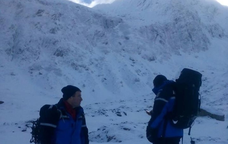 Doi fraţi au dispărut în Munţii Făgăraş. Jandarmii și pompierii îi caută de trei zile