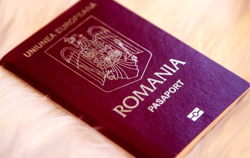 Programul pentru eliberarea paşapoartelor a fost prelungit, în București și 31 de județe
