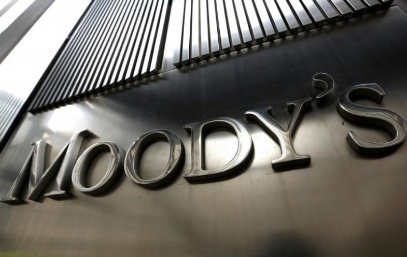 Agenţiile de rating Fitch şi Moody's retrogradează ratingul Rusiei, în ceea ce privește posibilitatea de a-și plăti datoriile