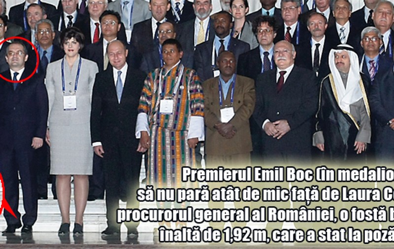 Boc s-a ridicat pe vârfuri ca să pară mai înalt