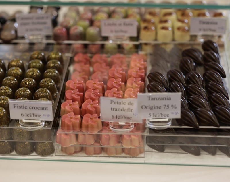 „Ciocolata lui Eminescu” și pralinele cu bere, vedetele festivalului Chocolate Saga, de la Biblioteca Națională