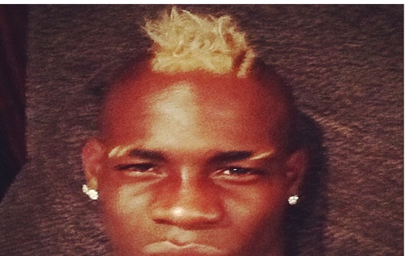  Mario Balotelli are un nou look. Ultima extravaganță propusă de starul Milanului!