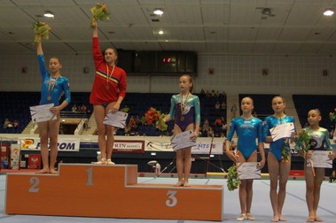 Larisa Iordache a ocupat locul 1 la individual compus, fiind urmată de Ștefania Străilă și Andreea Iridon / Foto: Marian Burlacu