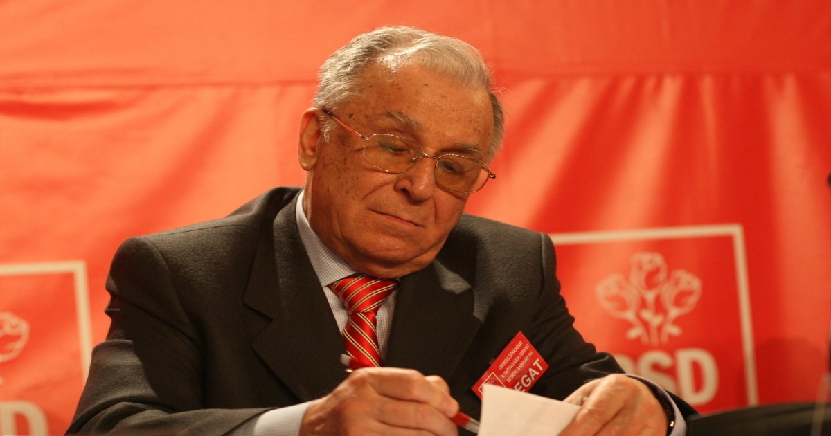 Ion Iliescu, inculpat oficial în Dosarul Mineriadei, a refuzat, miercuri, să dea declaraţii procurorilor Foto: PROFIMEDIA