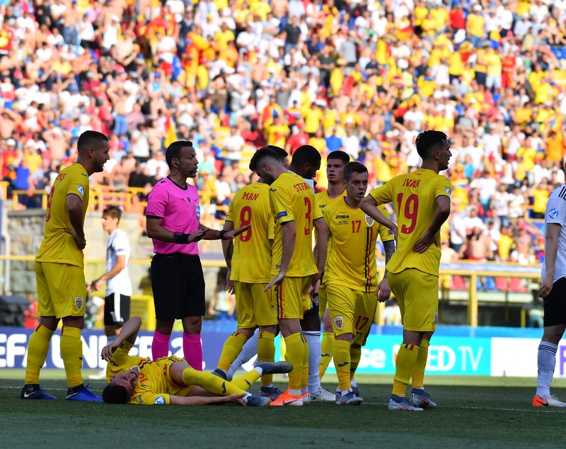 Mihai Stoichiță, directorul tehnic al FRF, îi temperează pe cei care susțin promovarea masivă la Naționala mare a tricolorilor mici: „Nu se poate toți o dată”