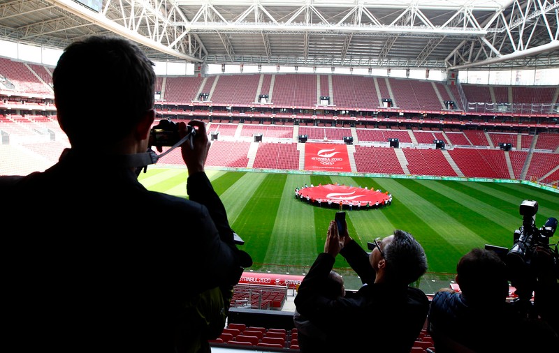 Turcia şi-a depus candidatura pentru organizarea Euro 2024. Concurează cu Germania