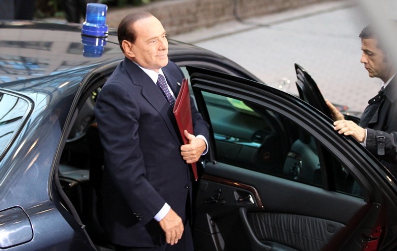 Silvio Berlusconi susţine că Merkel i-a cerut scuze. Berlinul neagă