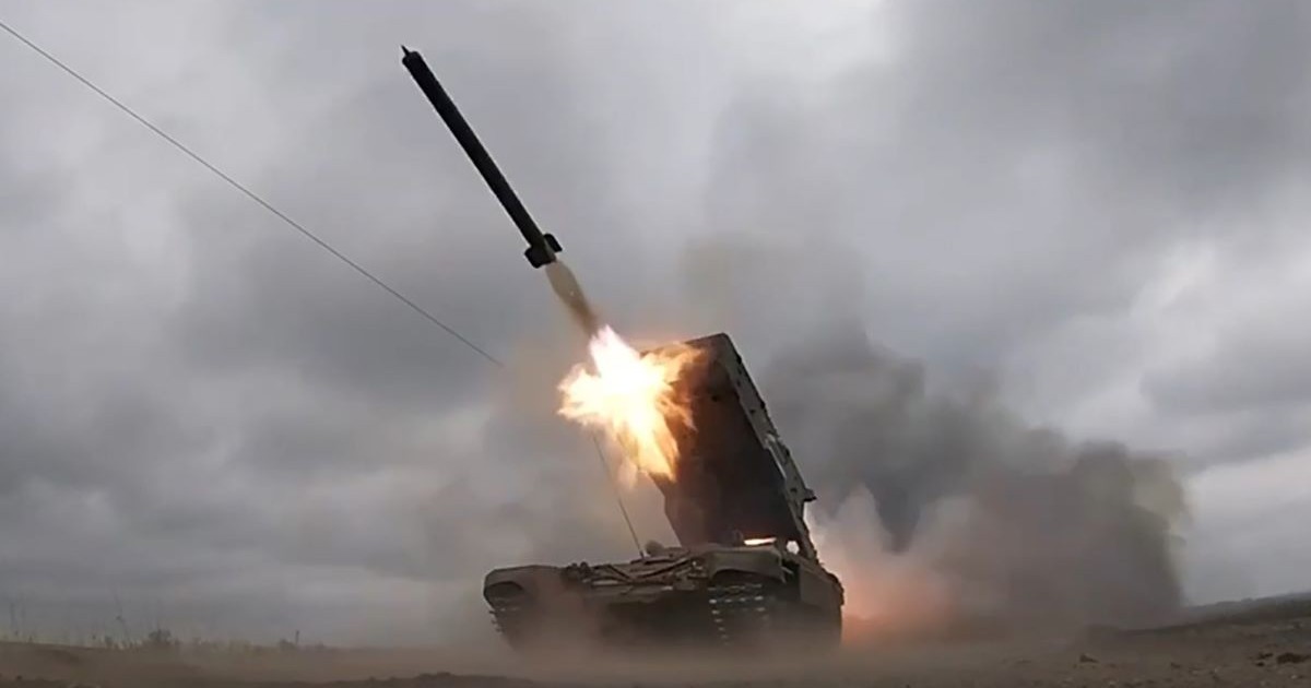Temutul aruncător de flăcări termobaric TOS-1A Solntsepek al lui Vladimir Putin