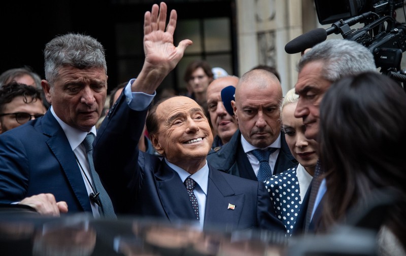 Averea de miliarde de euro pe care Silvio Berlusconi o lasă celor cinci copii ai săi