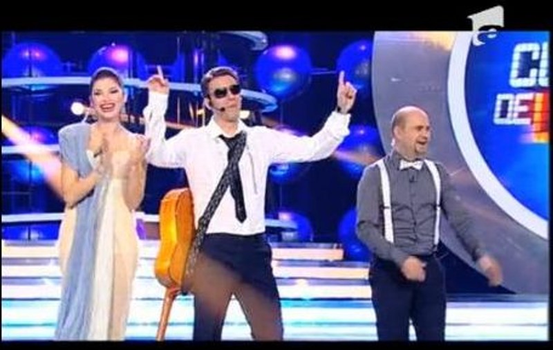 Aşa ceva... Mircea Badea cântă "Veta"! | VIDEO