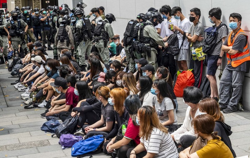 China aprobă oficial legea care amenință libertățile Hong Kong-ului, în ciuda protestelor din stradă și a criticilor internaționale
