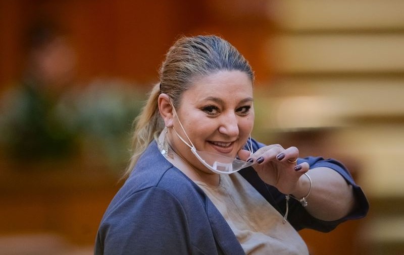 Reacția Colegiului Medicilor după ce Diana Șoșoacă a blocat vaccinarea într-o comună din Iași. „Intimidările, amenințările sau agresiunile de orice fel nu își au locul”