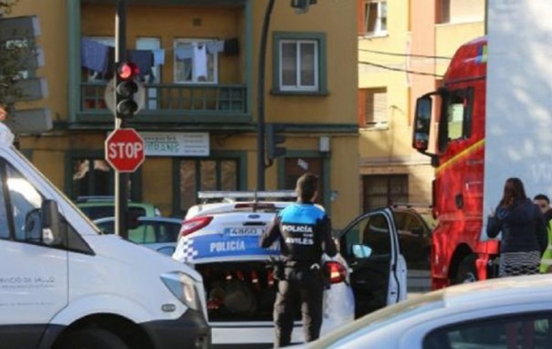 Un șofer român a strivit cu TIR-ul un alt șofer, după ce înainte îi făcuse semn să treacă