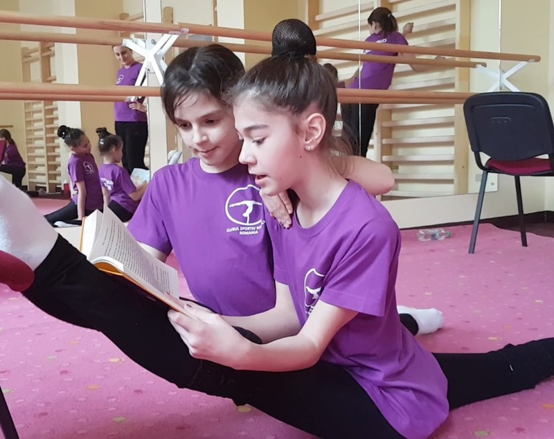 VIDEO / Campioanele din Berceni. Gimnastica estetică, un sport nou care modelează corpul și mintea