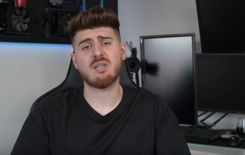 Anchetat de poliție, vloggerul Alexandru Bălan cere scuze, după ce a instigat la violență și hărțuire sexuală împotriva adolescentelor