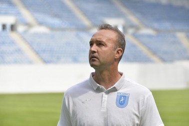 Cornel Papură a fost demis de patronul Mihai Rotaru, Mircea Rednic, destituit de Dinamo, va fi noul antrenor al Craiovei.