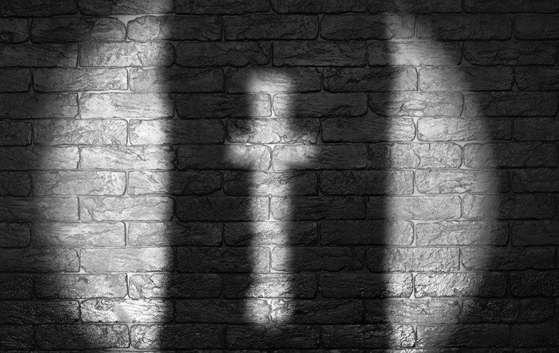 Abuz sexual asupra unei minore din Bacău, mușamalizat de Biserică: episcopul de Iași a apelat la Vatican, dar nu și la Parchet