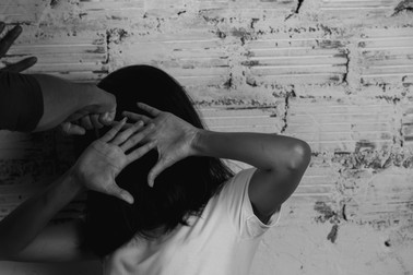 Psihologii care i-au evaluat au pus violența tinerilor pe seama lipsei educației sexuale. Tot ce știu ei despre sex au învățat din filme porno