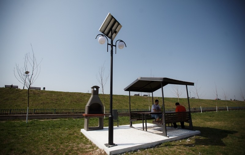 Vrei să faci grătar fără să fii amendat? Vezi ce primărie a amenajat spaţii de picnic