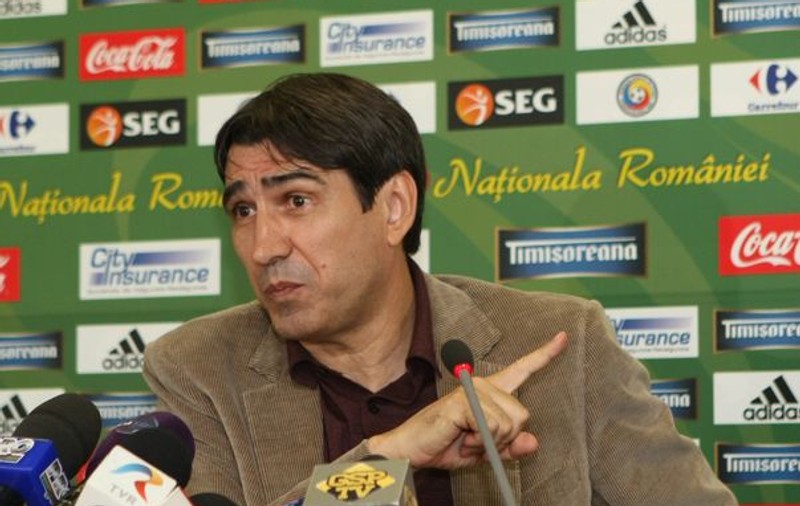Piţi îi bagă în şedinţă pe jucătorii Stelei: " Voi avea o discuţie cu ei să punem lucrurile la punct"