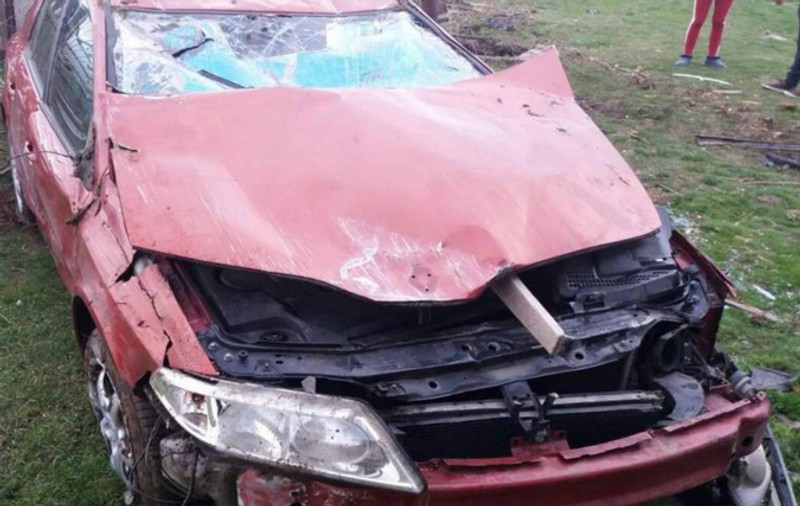 Accident grav în Constanța. Un localnic s-a trezit cu o mașină în casă