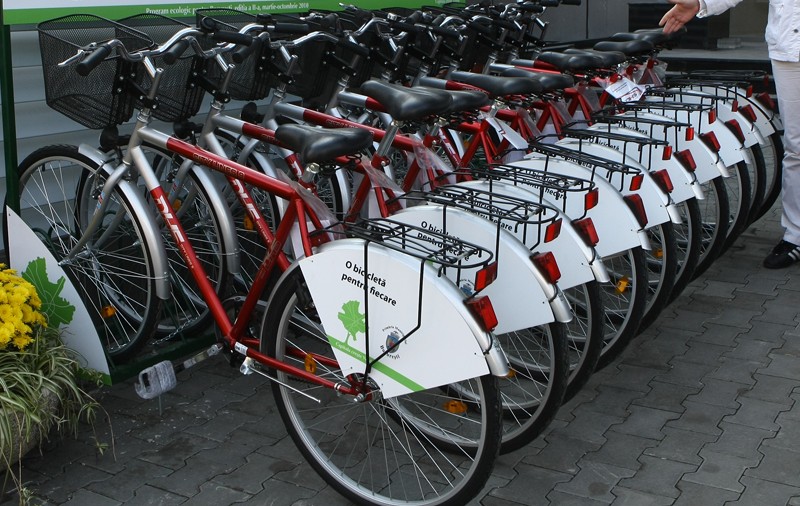Studenţii de la ASE vor putea folosi gratis 100 de biciclete