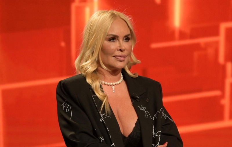 Vica Blochina recunoaște că Victor Pițurcă e iubirea vieții ei, după ce i-a fost amantă 16 ani: „L-am iubit, cu toată umilința pe care mi-a dat-o”