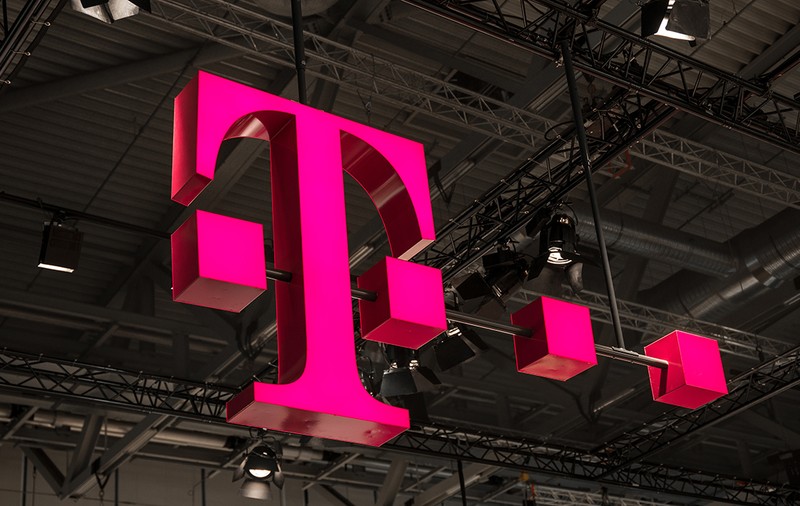 Presa germană: Deutsche Telekom examinează o fuziune cu Orange