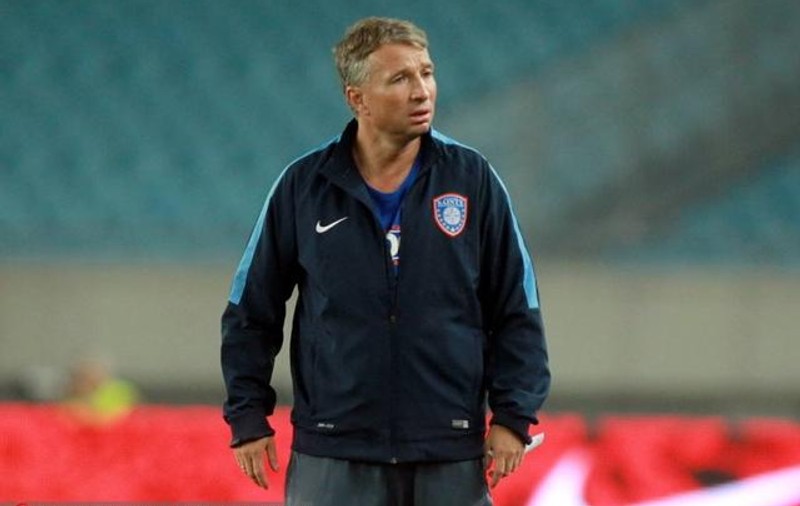 Dan Petrescu a obținut a doua victorie și este lider în China. A făcut circ pe margine și a acuzat arbitrajul: ”De când sunt aici, n-am primit niciun penalty, dar s-au dat 10 împotriva mea” / VIDEO