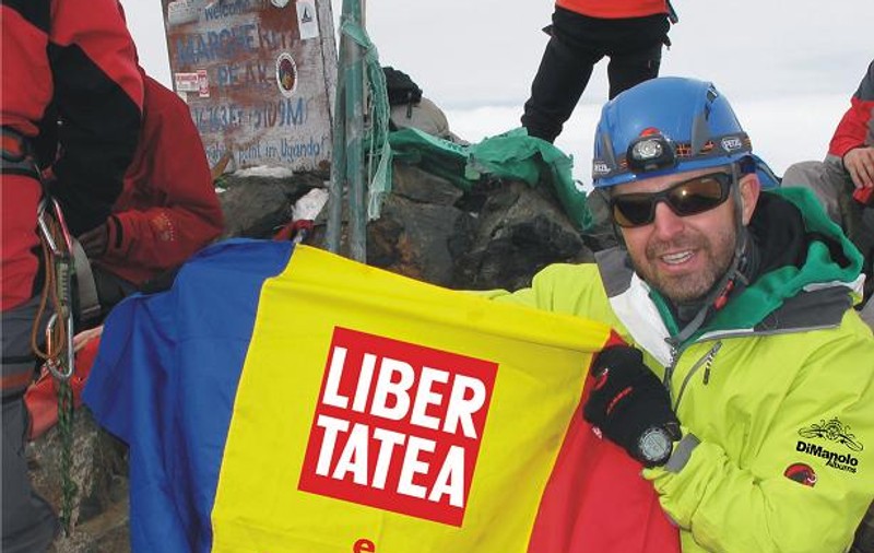 Libertatea, la 5.000 m altitudine | Costin Miu a urcat pe Margherita, cel mai frumos vârf din Africa | FOTO