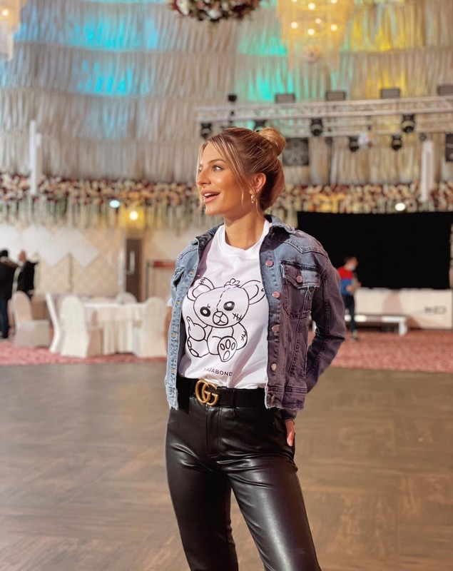 Ana Baniciu a surprins cu noua apariție. Mulți au criticat-o pentru această schimbare. „Devii un șablon. Ce ți-ai făcut?”
