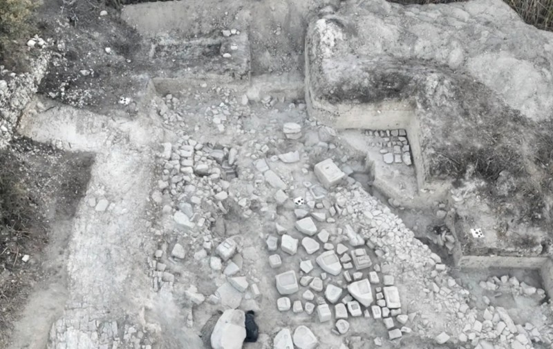 Templu pierdut al lui Apollo, cu statui gigantice și relicve unice, descoperit după secole