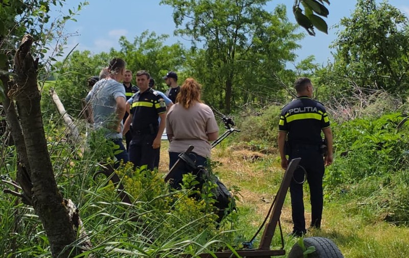Un bărbat dispărut din aprilie a fost găsit îngropat în curtea casei sale din Vârfu Câmpului, în Botoșani