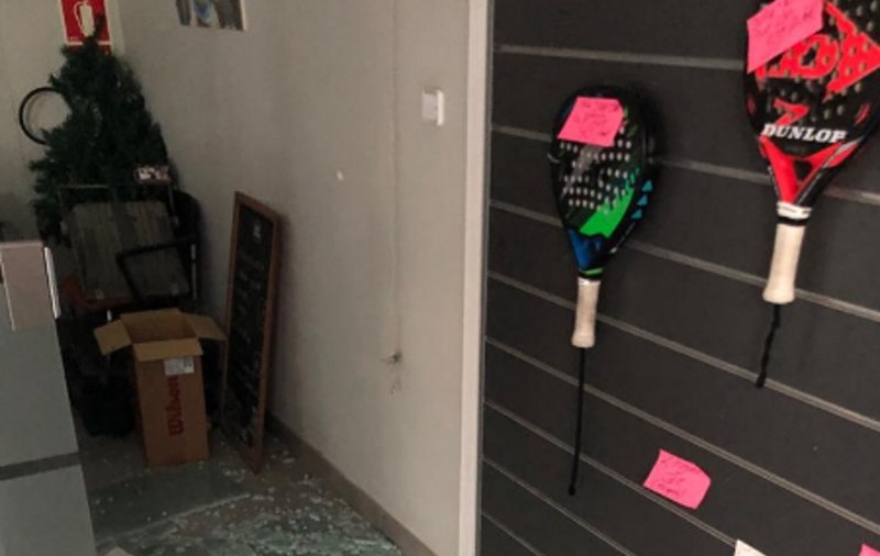VIDEO / Tomás Carbonell, fost câștigător de Grand Slam, a fost jefuit. "Continuăm să fim o țară de hoți"