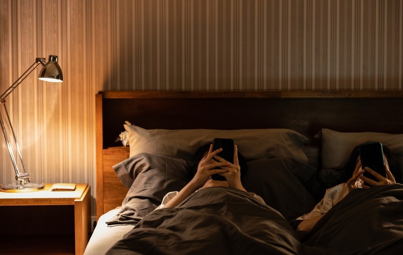 Cum scapi de dependenţa de telefonul mobil