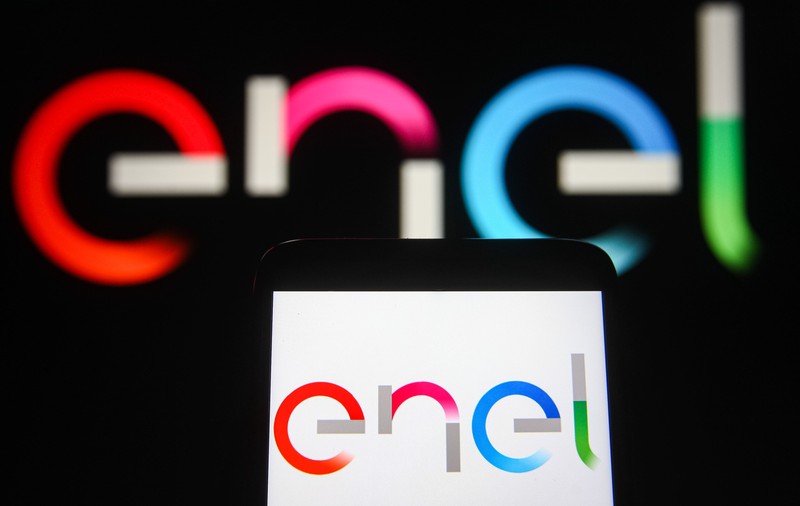 ANPC a prins Enel că a facturat prețuri mai mari decât cele plafonate pentru zeci de mii de consumatori. Cea mai mare amendă din istoria Autorității