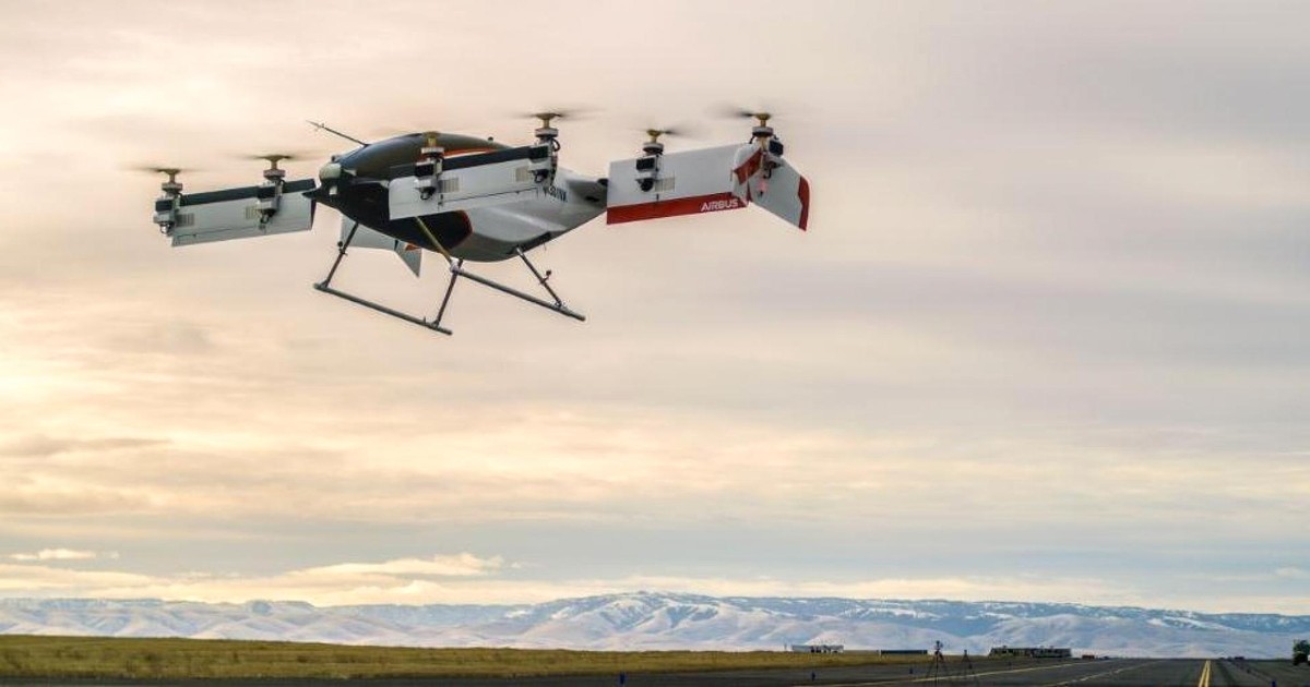Porsche ar putea construi taxiuri zburătoare. Vehicul aerian realizat de Airbus la primul test
