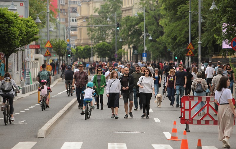 Baciu explică de ce a crescut cu 139% față de acum 2 săptămâni numărul de cazuri de COVID la categoria 20-39 de ani