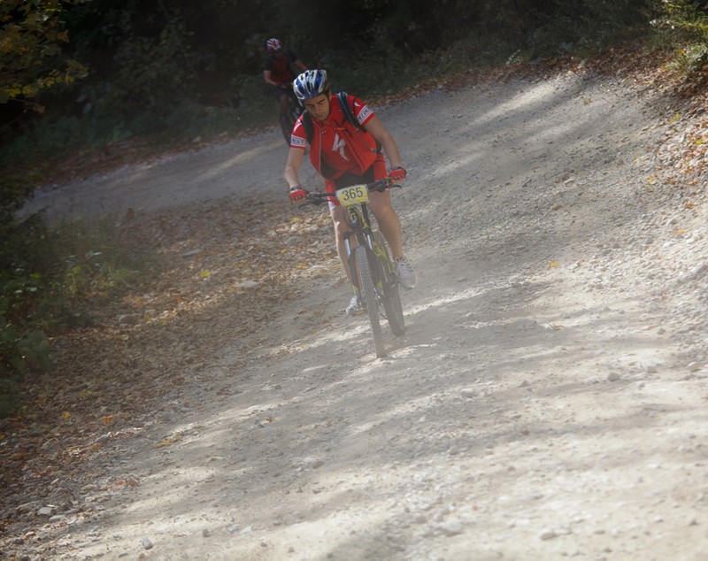 206 concurenți. la cea de-a III-a ediție a competiției de mountain bike din Moinești și Zemeș