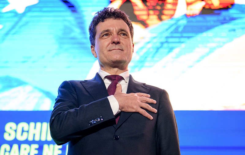 Îmi asum vina, știu că pentru mulți sunt răul mai mic, asta ar trebui să transmită Nicușor 