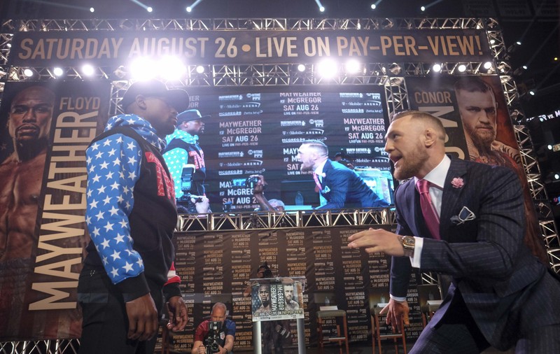 Biletele pentru meciul Mayweather - McGregor se vând mai greu decât se așteptau promoterii. Filmul meciului, în viziunea unui reputat jurnalist specializat pe box