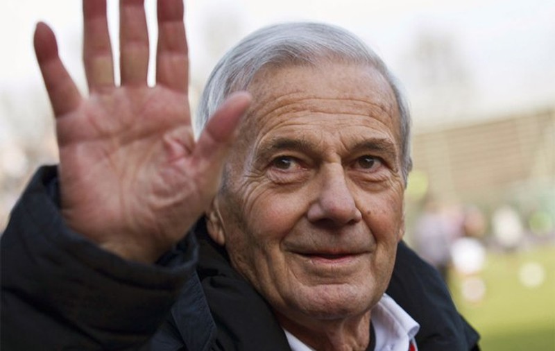 Luigi Simoni a murit. Mircea Lucescu l-a înlocuit în 1998 pe fostul mare antrenor pe banca lui Inter