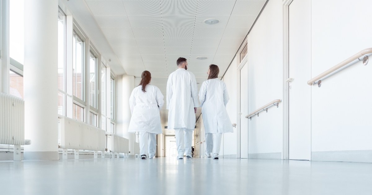 Fotografie ilustrativă cu cadre medicale în spital