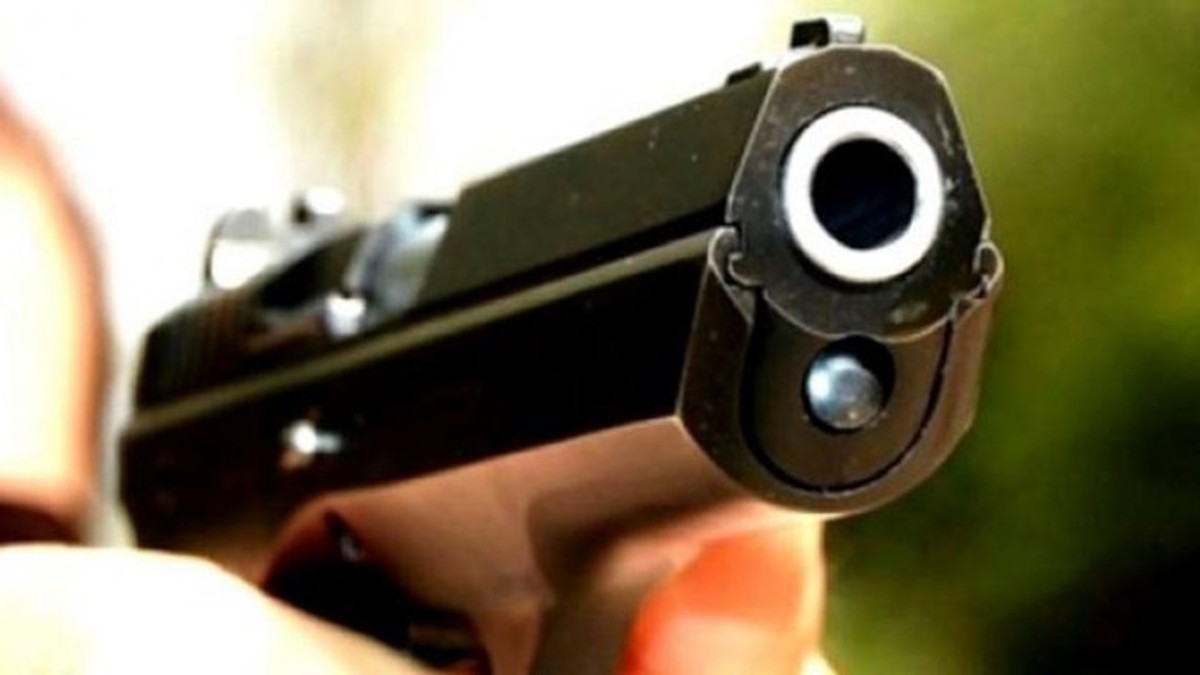 Bărbatul împușcat de polițiști au fost autopsiat azi. Cauza morții a fost hemoragia puternică produsă de cele patru gloanțe care l-au nimerit