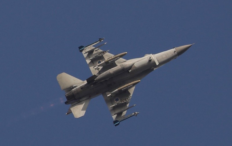 Israelul a anunțat o invazie terestră în Gaza. Apoi, când militanții Hamas s-au ascuns în subteran, și-a trimis avioanele să distrugă tunelurile