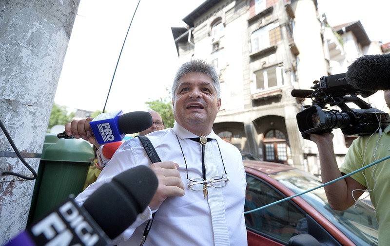 La o zi după ce a anunțat că „livrează în 4 zile” teste rapide pentru coronavirus, Florin Secureanu spune că „le donează”