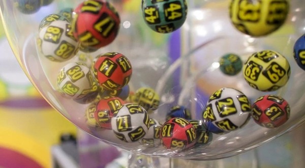 Rezultatele Loto. Numerele câştigătoare extrase la Joker, Noroc, Loto 5/40