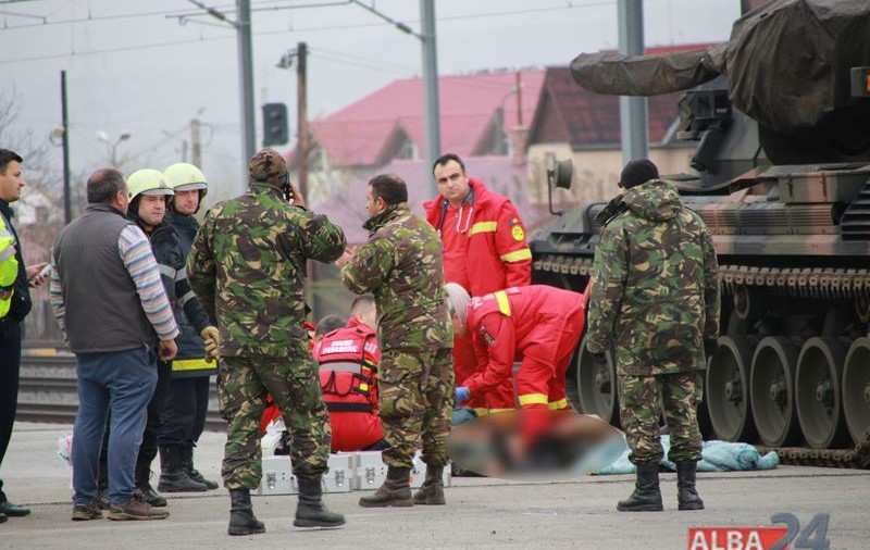 Dosarul militarului mort în gara din Alba Iulia bate pasul pe loc de doi ani. Procurorii spun că încă fac cercetări